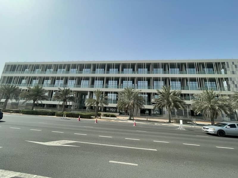 位于阿拉哈海滩，阿尔拉哈loft公寓 4 卧室的公寓 2230000 AED - 5486585