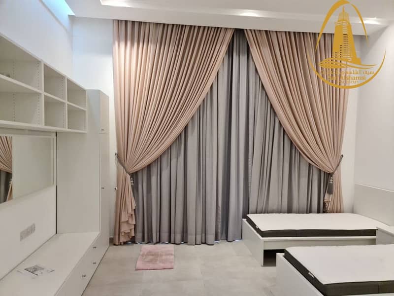 5 FOR SALE A NEW VILLA IN SHARJAH