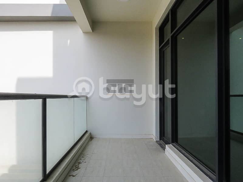 9 2% DLD Waiver Brand New Villa in JVC with Elevator