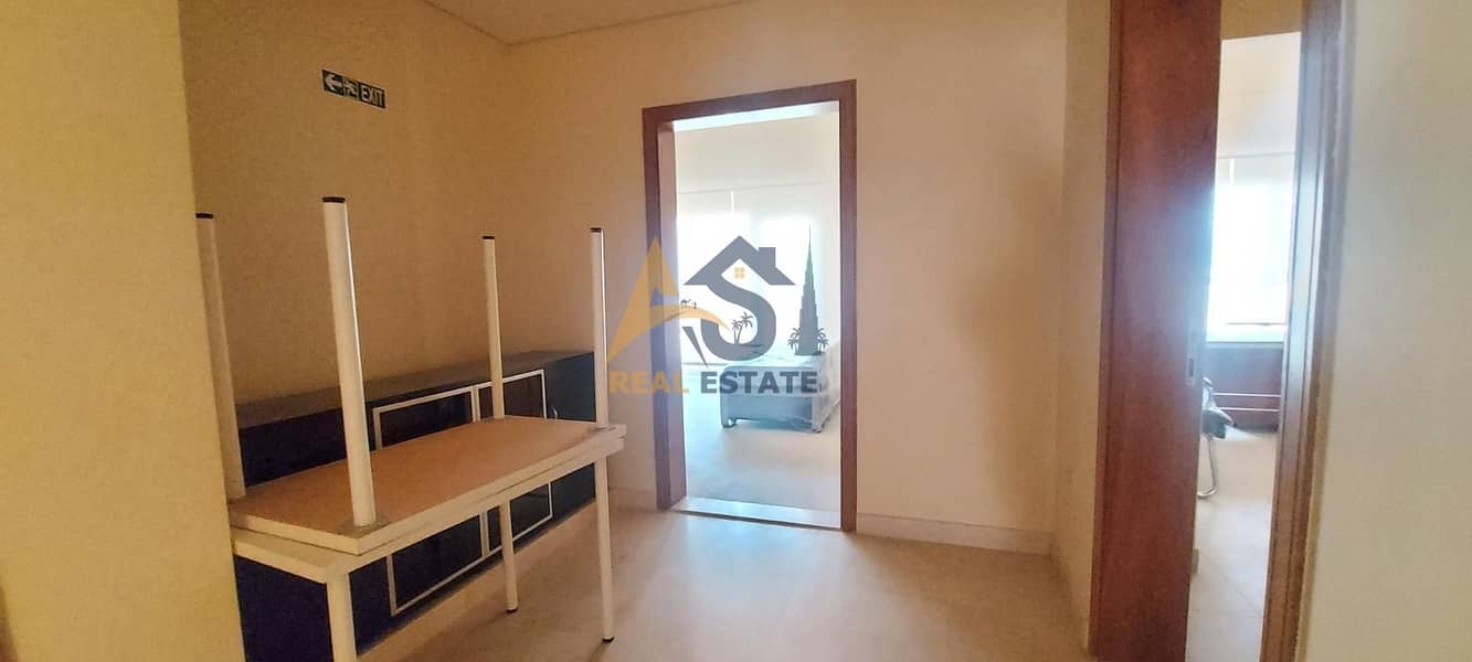 2 5 BR Commercial Villa| Elevator| Near Jumeirah Road| For Rent