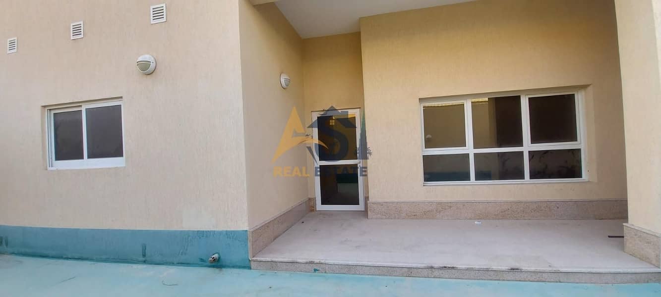 12 5 BR Commercial Villa| Elevator| Near Jumeirah Road| For Rent