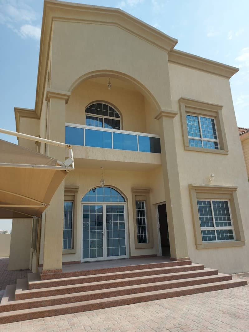 Villa for rent, super deluxe finishing, suitable for all markets