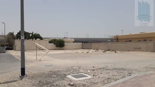 ارض سكنية  للبيع في القصيص، دبي - أرض كبيرة على الشارع للبيع في القصيص 3