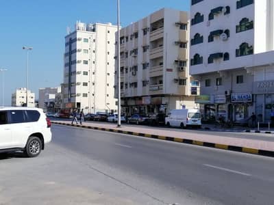 ارض سكنية  للبيع في ليوارة 1، عجمان - second plot from the main road!! close to corniche!! invested residential plot