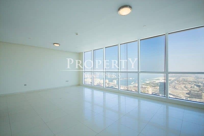 Large Penthouse with private pool &  Fantastic Views