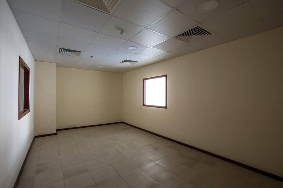 10 Office in the Heart of Dubai Gold Souk