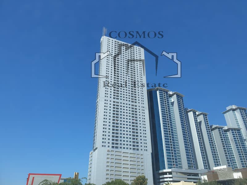 位于克里奇阿治曼公寓小区，科尼切大厦 2 卧室的公寓 50000 AED - 5199046