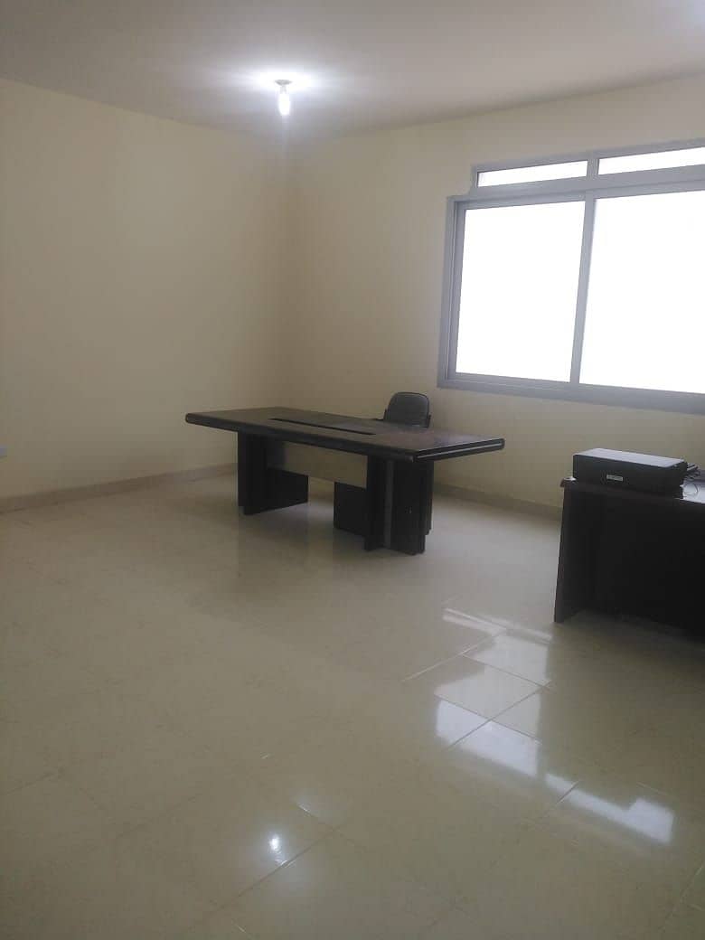 Office for rent in Mussafah M-14