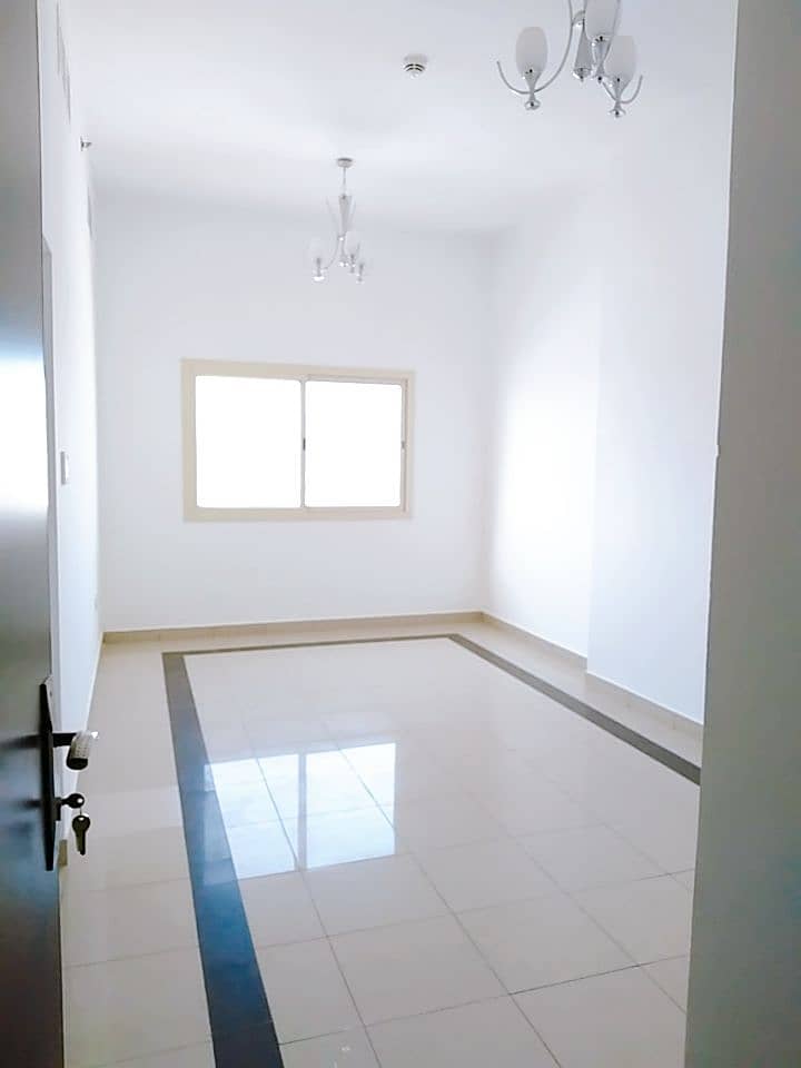 Close to Metro 1 Month Free Specious Apartment for Family All Amenities
