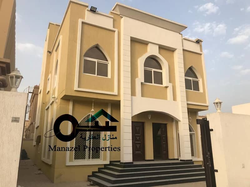 Villa for in Ajman, Al Mowaihat 3, excellent location and very close to services.