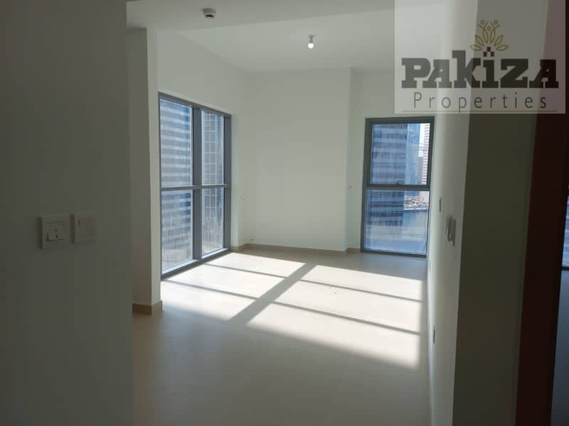 شقة في برج بلفيو 1 أبراج بلفيو وسط مدينة دبي 1 غرف 1300000 درهم - 5516842