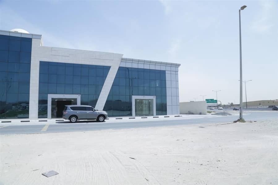 10 40KW Power Capacity Showroom For Rent | Industrial 13|