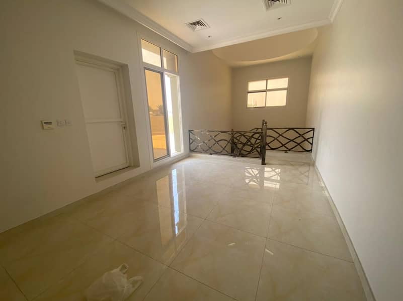 Single story villa for rent in khawaneej second ( 3 bed + hall + living )