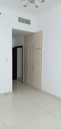 Spacious 2 BHK flats for rent within walking distance to Mall of the Emirates