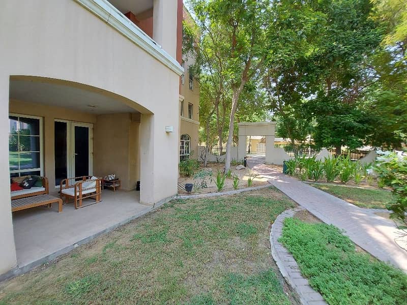 GARDEN VIEW | 3 BED PLUS MAID | SPACIOUS