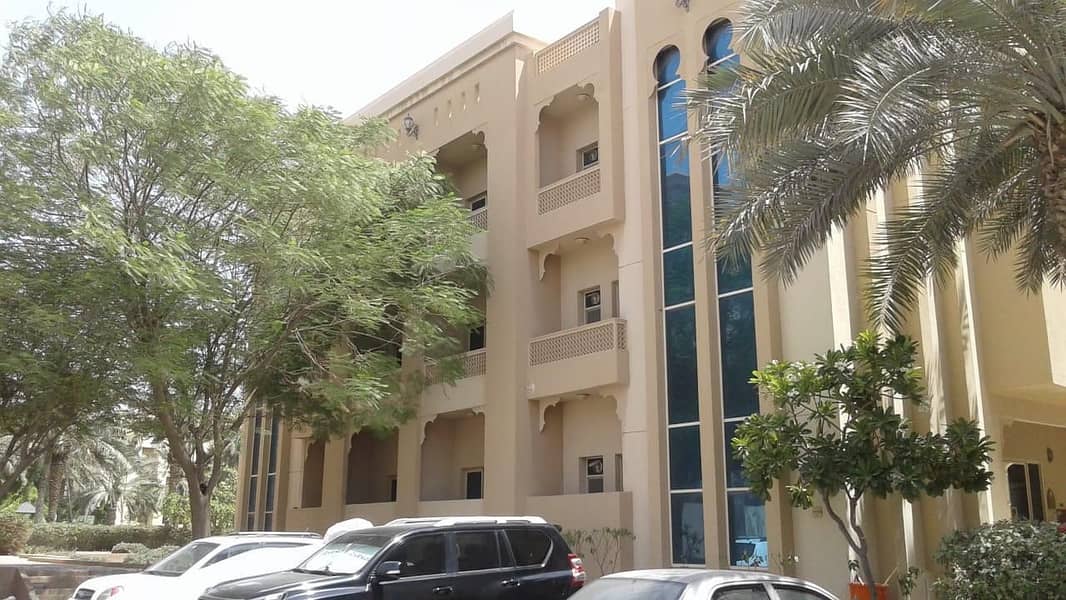 شقة في ایوان ریزیدنس،مجمع دبي للاستثمار 2 غرف 64000 درهم - 4947331