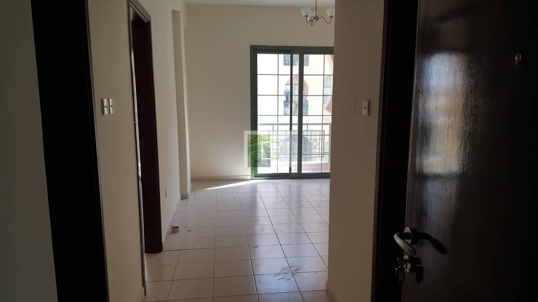 6 INTERNATIONAL CITY ONE BED ROOM APARTMENT AVAILABLE