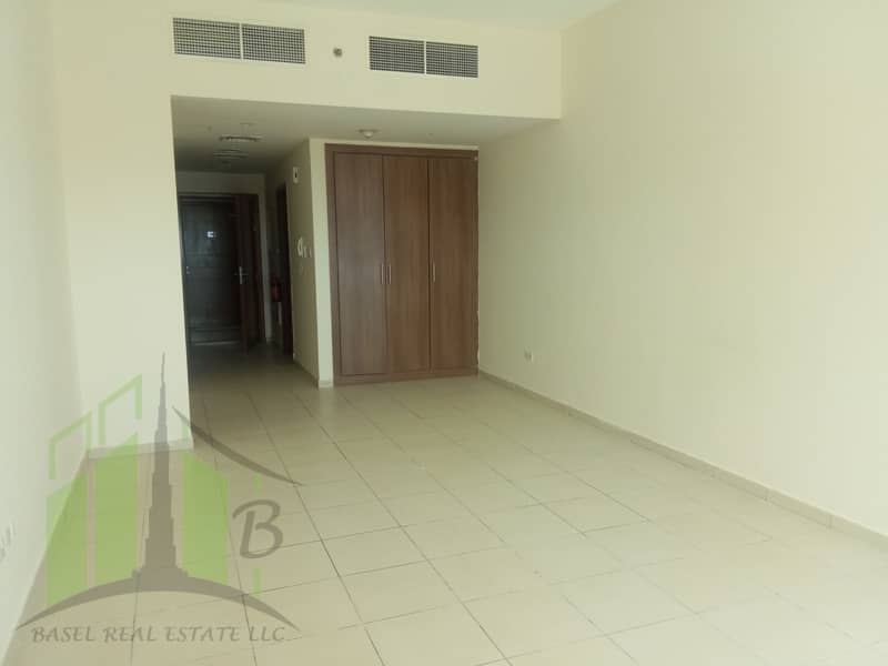 STUDIO APARMENT FOR SALE WITH FREE PARKING!! STUDIO APARMENT FOR SALE WITH FREE PARKING!!