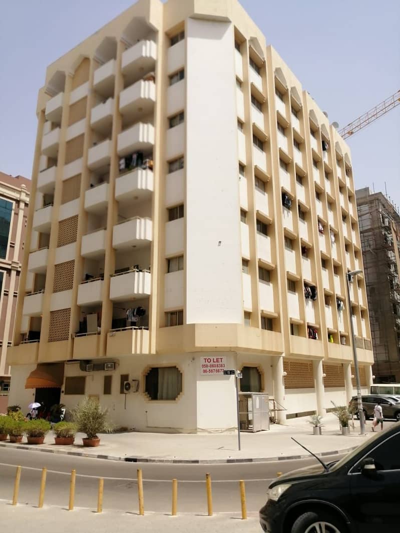 شقة في شارع الرقة،الرقة،ديرة 1 غرفة 38000 درهم - 4910002