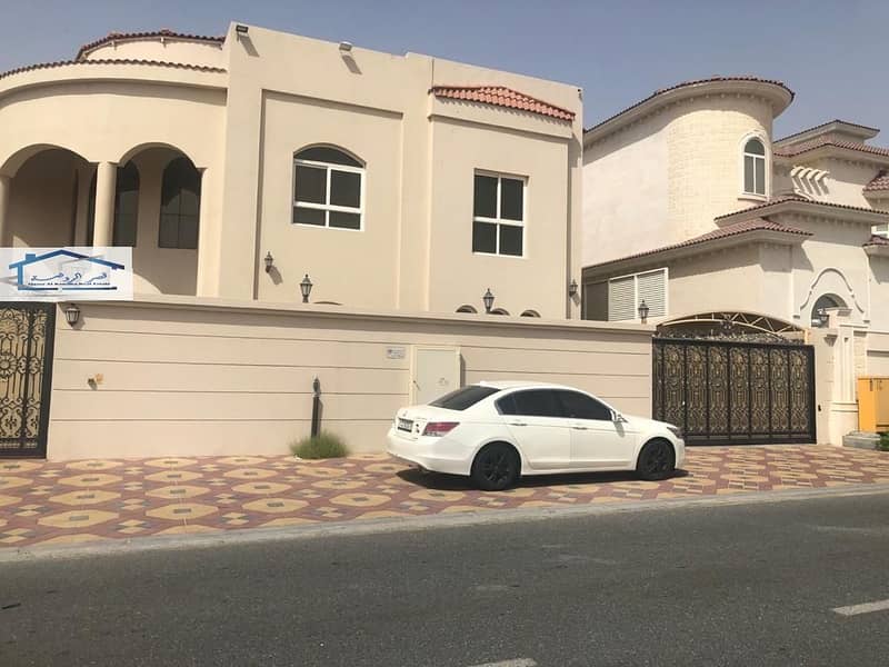 Villa for sale in Hoshi ready to move in with electricity, air conditioners and furniture at a special price