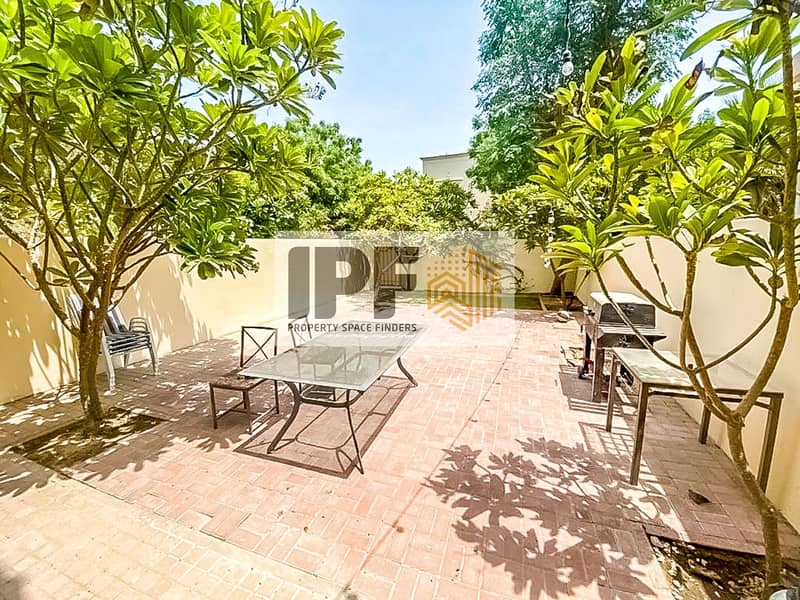 4m Springs 14 | Close to Park and Pool 2BR