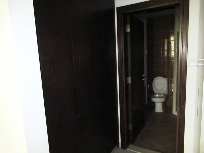 2 TWO BEDROOM HALL AVAILABLE NEW BUILDING NEAR OUD METHA METRO STATION GOOD LOCATION FAMILY  ONLY WITH ALL FECILITIES