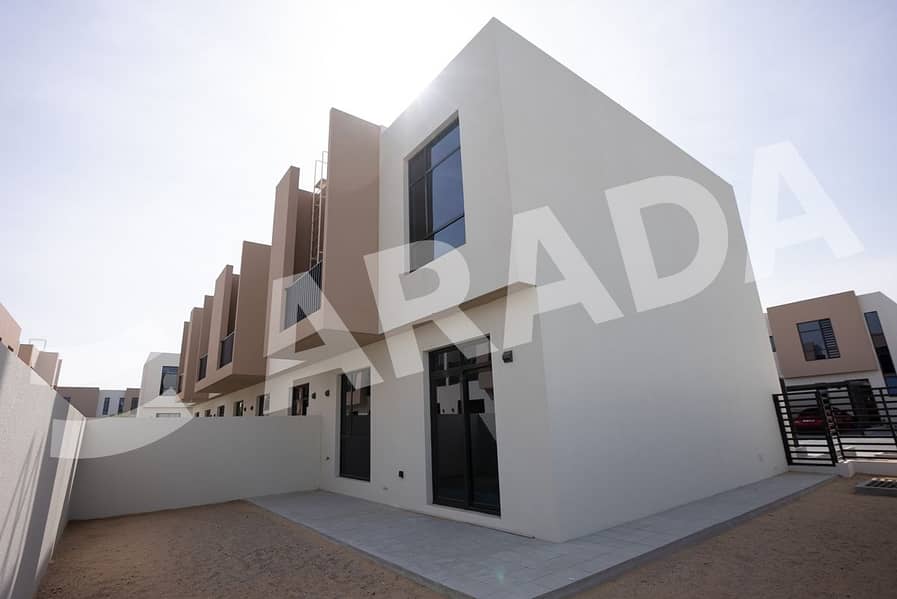 Spacious 3 Bedroom Townhouse  for Rent in Sharjah