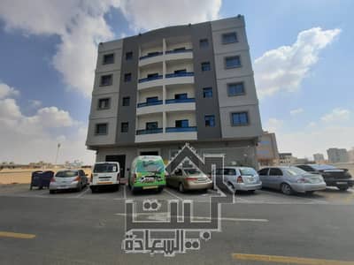 21 Bedroom Building for Sale in Al Jurf, Ajman - Residential building for sale, freehold for all nationalities, excellent location on Jar Street in Al Jarf area, the building is only one and a half y