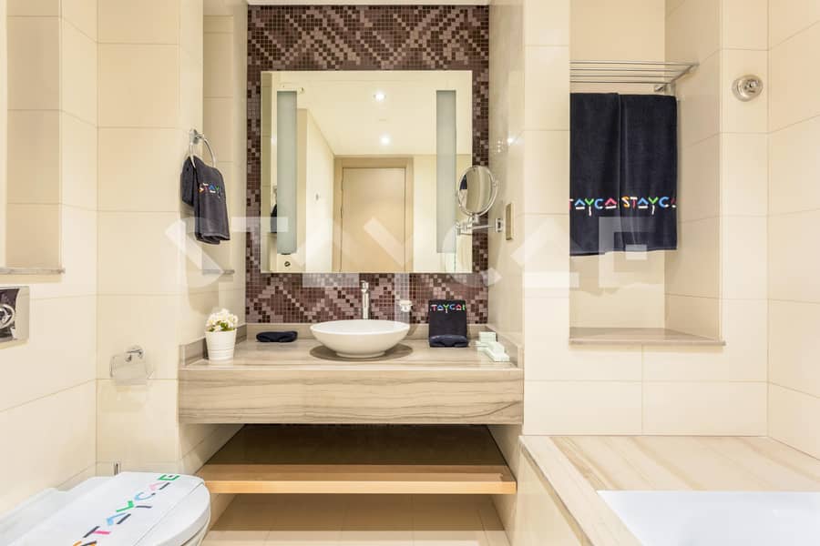 Sophisticated 1 Bedroom / Utilities included Sophisticated 1 Bedroom / Utilities included