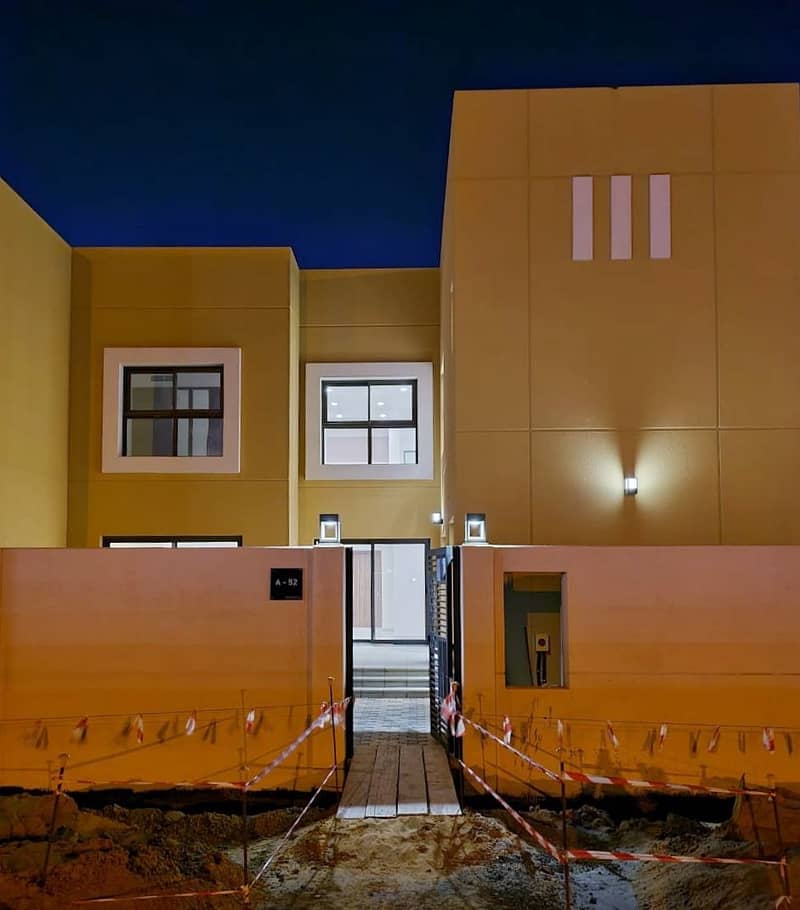 2 Villa 3 Bedrooms in Sharjah Sustainable City