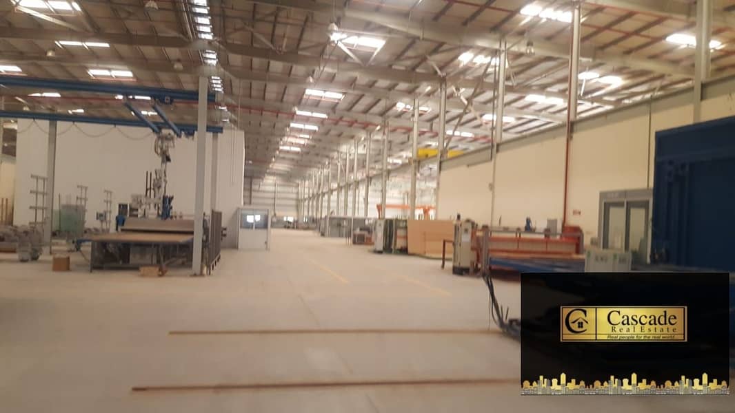 15 DIC : INDUSTRIAL WAREHOUSE ON PLOT SIZE OF 404608SQFT