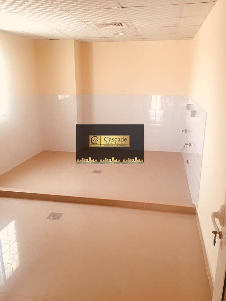 20 Al Barsha South 2 : 4bed room villa