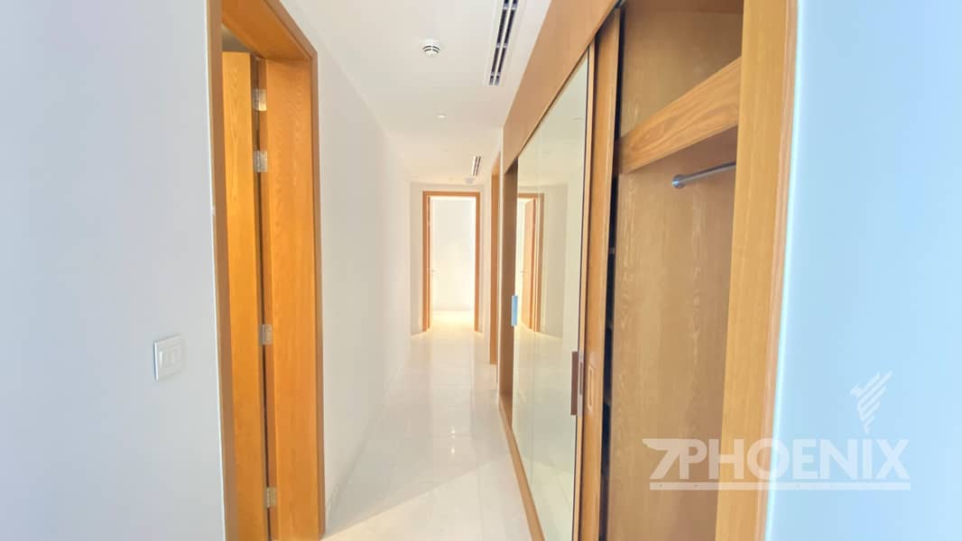 7 3BR HIGHER FLOOR PANORAMIC VIEW PALM AND AIN DUBAI