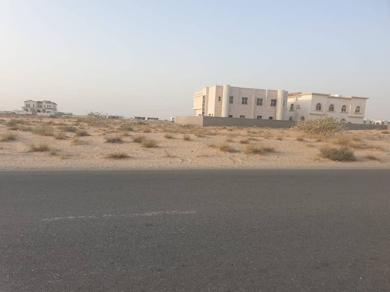For sale a large land in Hoshi at a good price
