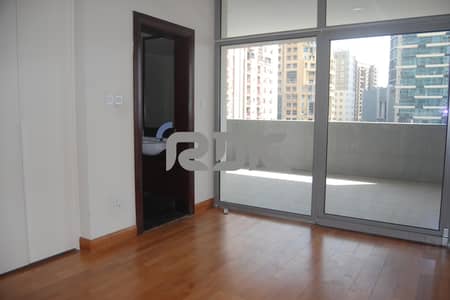 2 Bedroom Apartment for Rent in Barsha Heights (Tecom), Dubai - Wooden Floor|Huge Balcony|Chiller Free