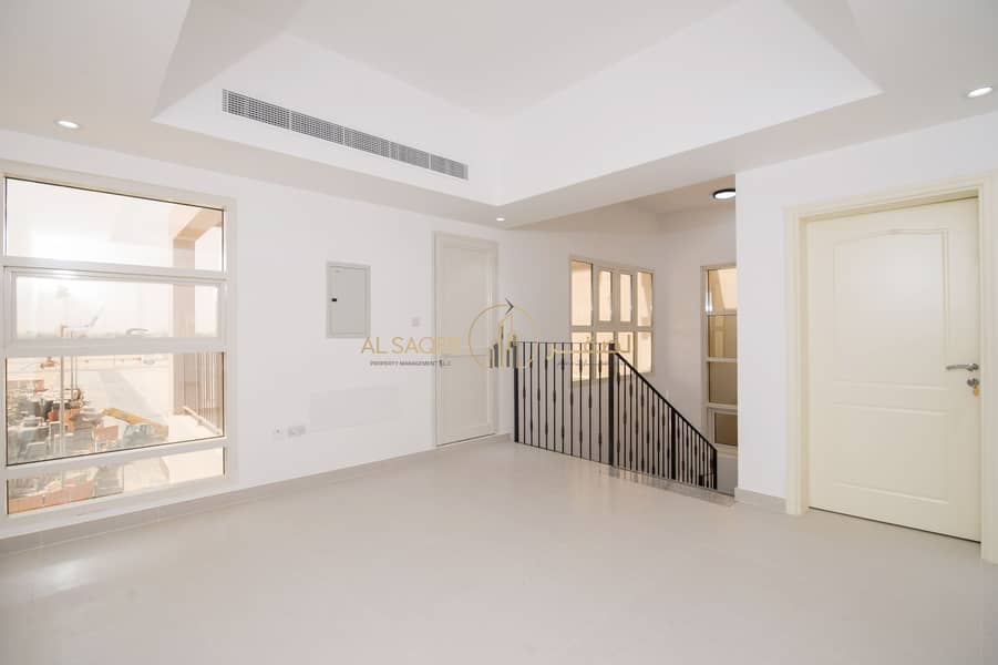 10 Direct from Owner! 3 BHK Villa in Mohamed Bin Zayed