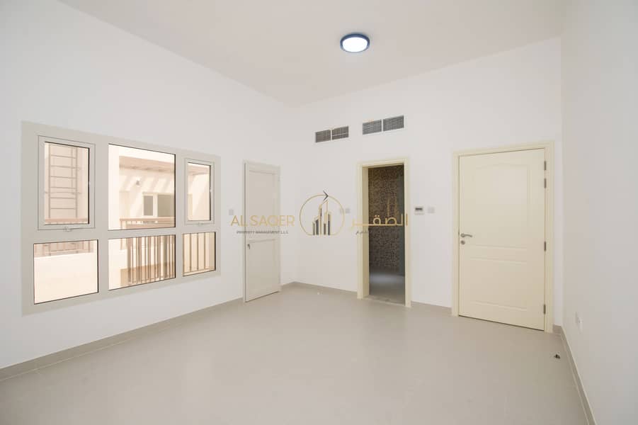 19 Direct from Owner! 3 BHK Villa in Mohamed Bin Zayed