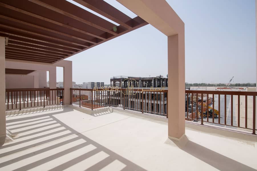 30 Direct from Owner! 3 BHK Villa in Mohamed Bin Zayed