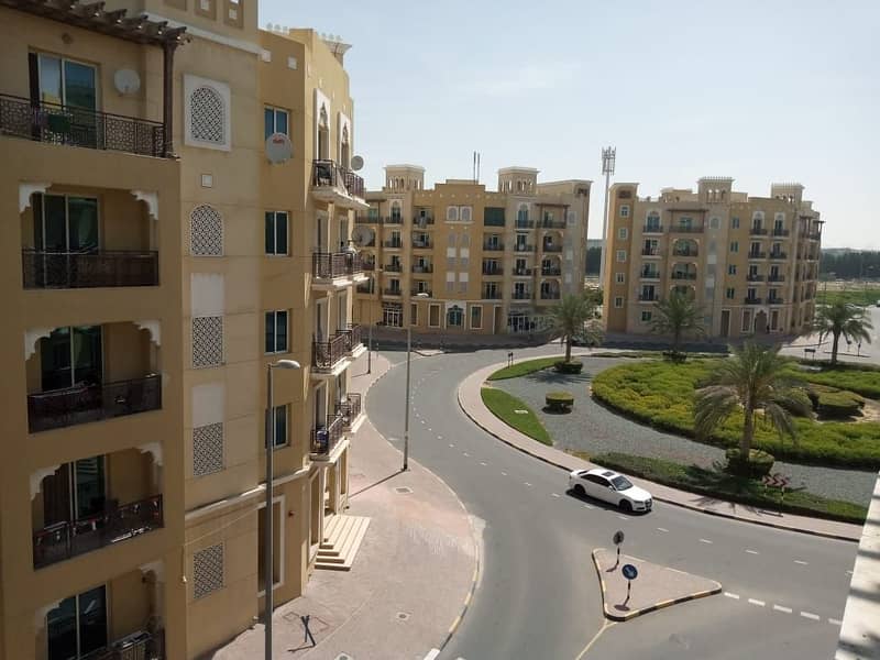 شقة في الحي الإماراتي،المدينة العالمية 1 غرفة 25000 درهم - 4626200