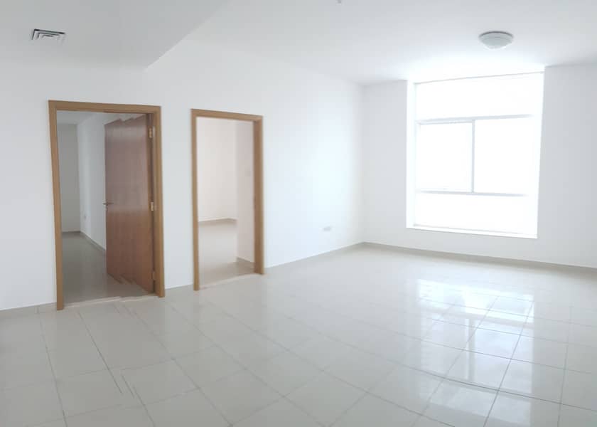 Квартира в Шейх Зайед Роуд，Оазис Тауэр, 2 cпальни, 65000 AED - 5519310