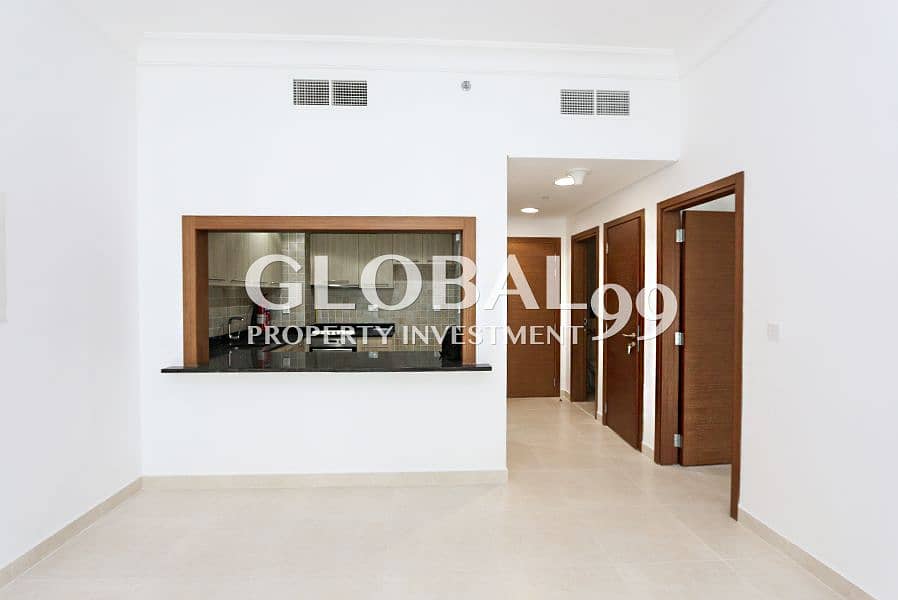 Exceptional 1 bedroom Apartment | Great Views |Balconcy | Great Facilities | Parking | Move In Now Exceptional 1 bedroom Apartment | Great Views |Balconcy | Great Facilities | Parking | Move In Now
