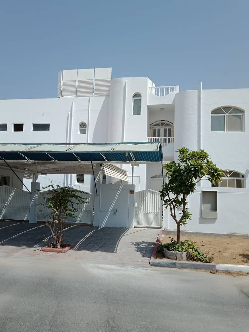 5bed room family residential Villa