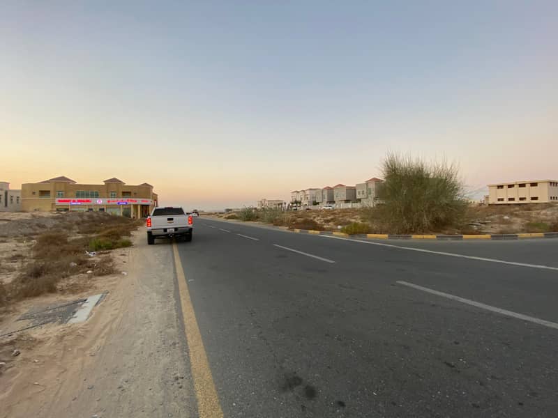 For sale a big residential plot with excellent location in alhoshi, very close to mosque and park and to main road , all services available