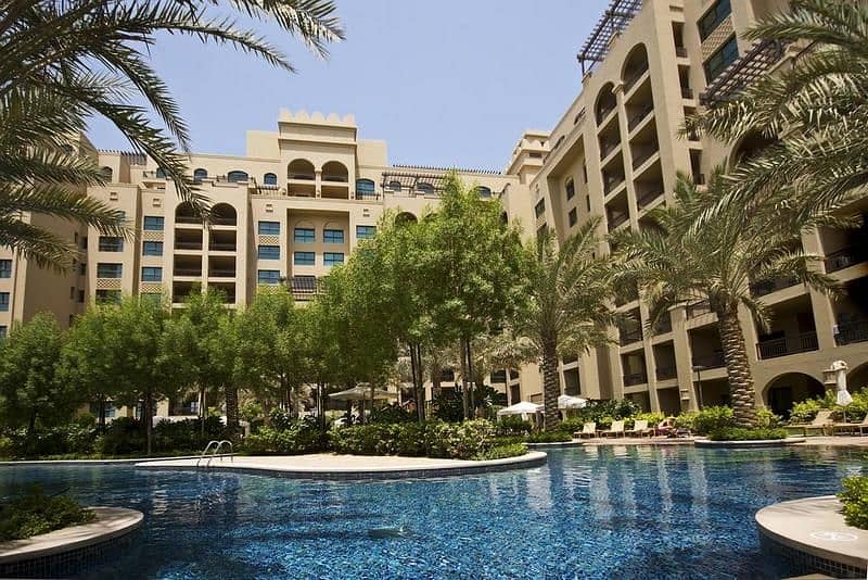 9 NO COMISSION! All utility bills are included! Beautiful 2 br apt in  Fairmont Palm Jumeirah/Sea View