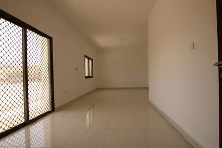 فلیٹ 4 غرف نوم للايجار في المربع، العین - شقة في المربع 4 غرف 53000 درهم - 4110699