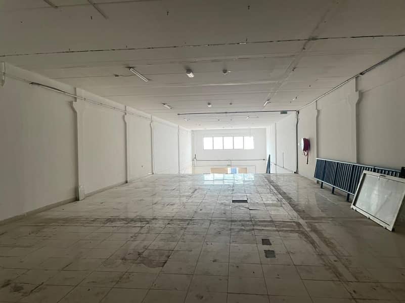 MAIN ROAD FACING WAREHOUSE, SUITABLE FOR BUILDING MATERIAL SHOP, 5700 SQ FT PRICE:125K.