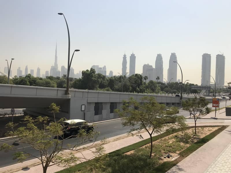 Green and Skyline View | Close to School | Easy Access to SZR