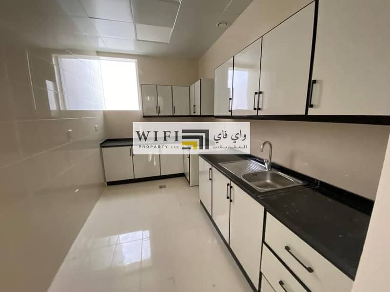 18 For rent a villa in Abu Dhabi ((modern design)) Camp Al Nahyan