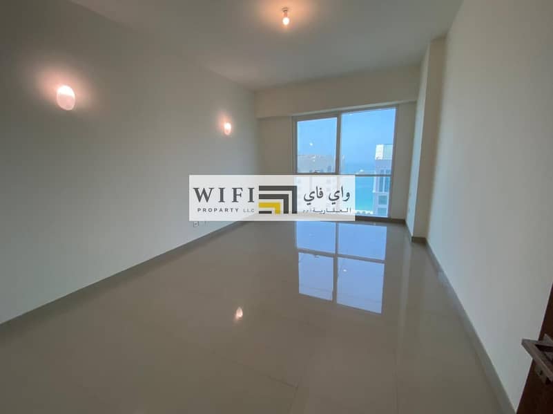 For rent in Abu Dhabi apartment of the first resident (Corniche area)