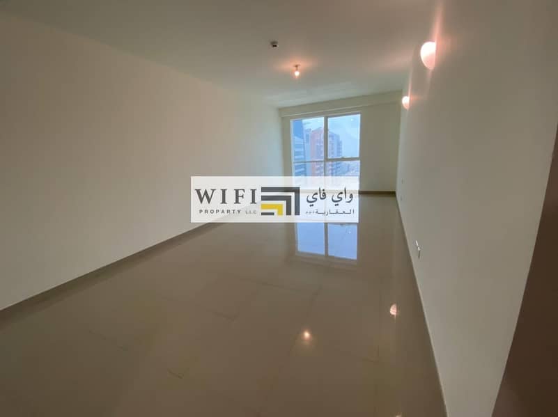For rent in Abu Dhabi excellent apartment corniche area    Brand new